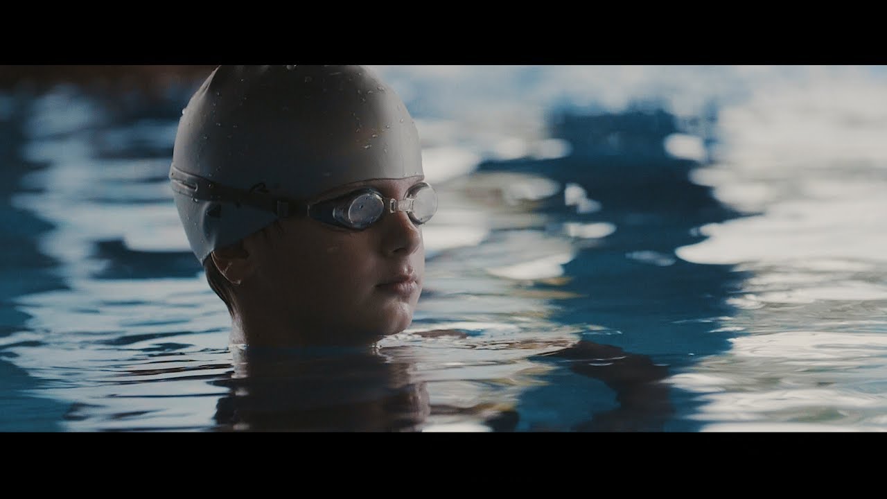 Swimming school 