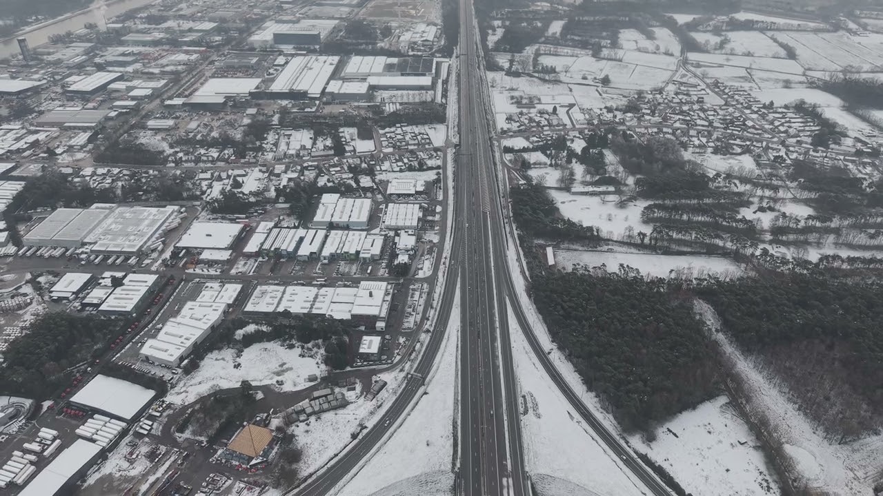 Drone Snelwegen kruis E313 E314 Lummen winter 2025