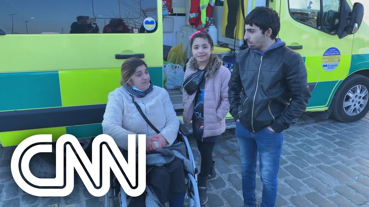 Repórter da CNN mostra que tráfico de pessoas gera temor entre refugiados na Ucrânia | JORNAL DA CNN