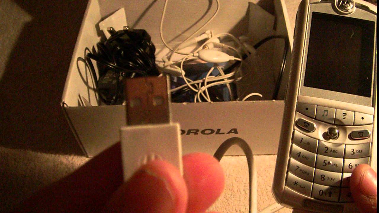 Review of the  motorola rocker e1.AVI