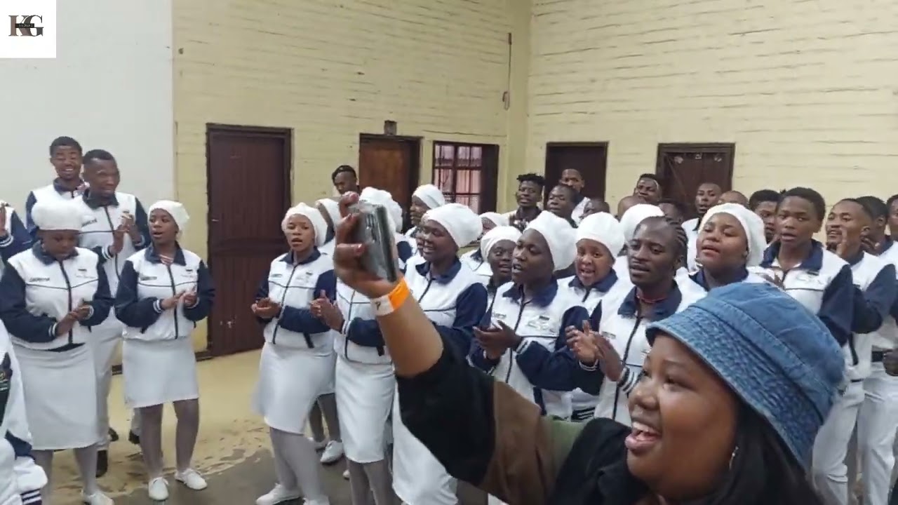 Leseding Gospel Choir _ Mmele Pelo Le Moya