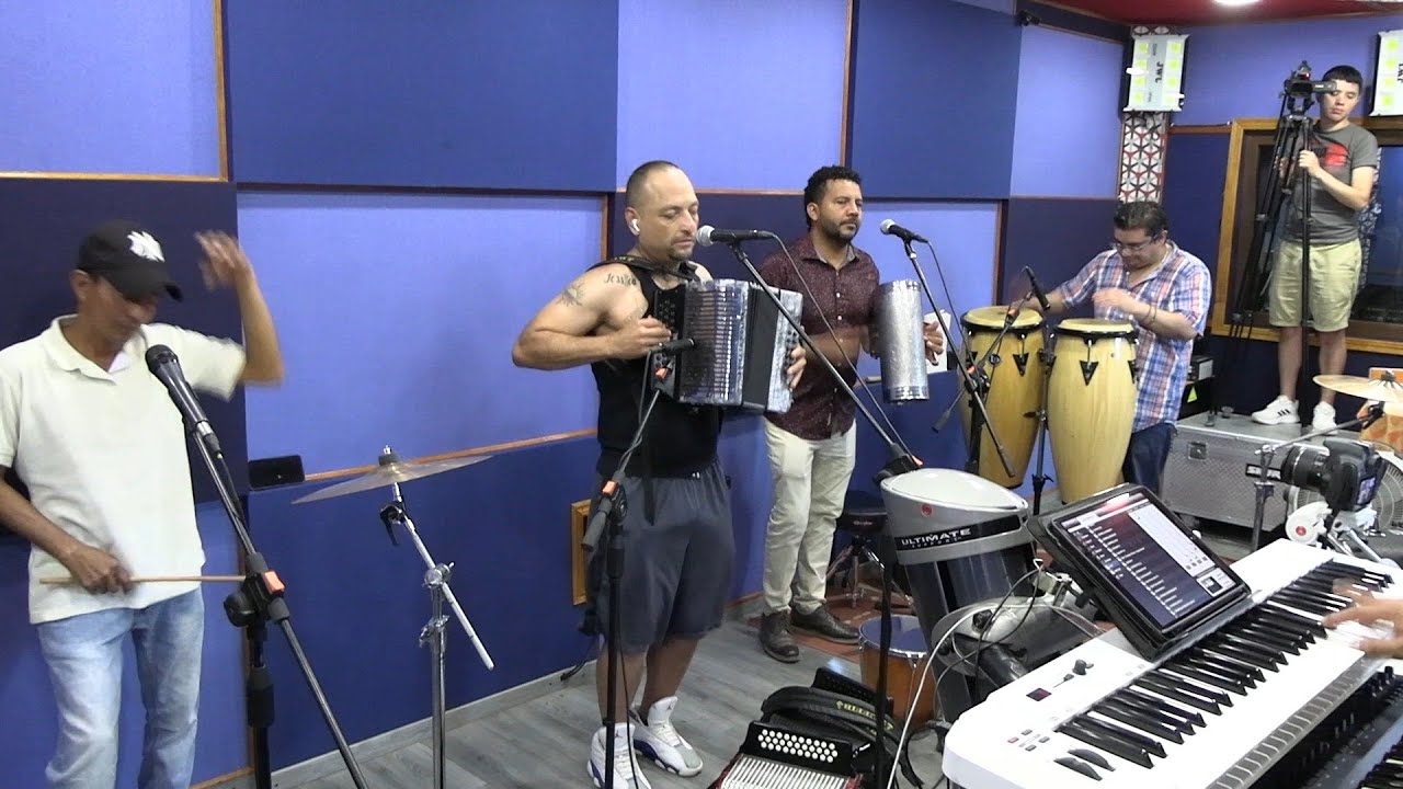 El Hijo De La Leyenda Aniceto Molina - El Campanero