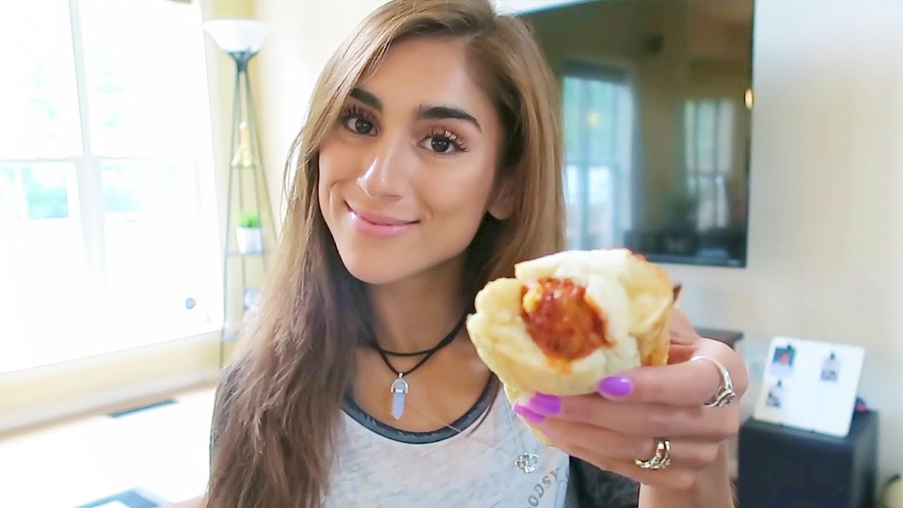 TRYING SUBWAYS MEATBALL SUB!!