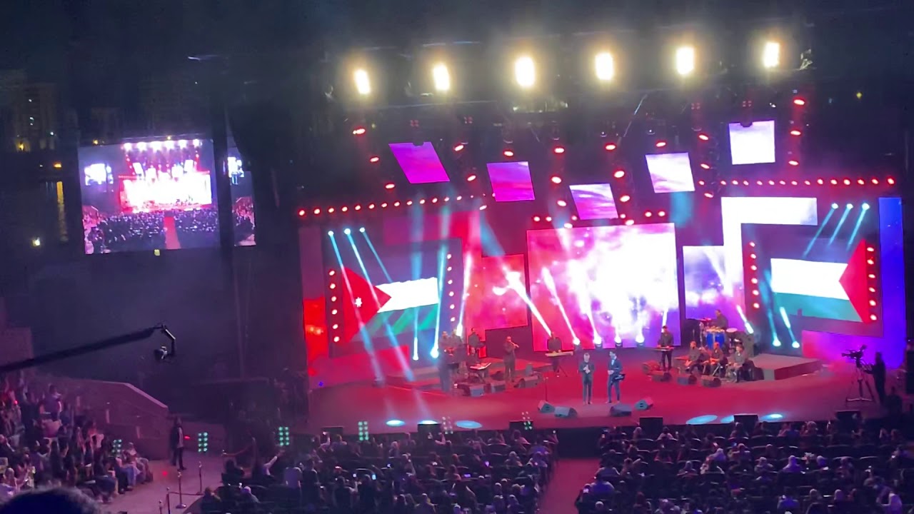 محمد عساف و عمر عبداللات # مسرح المجاز#  شعب واحد مو شعبين💯😍