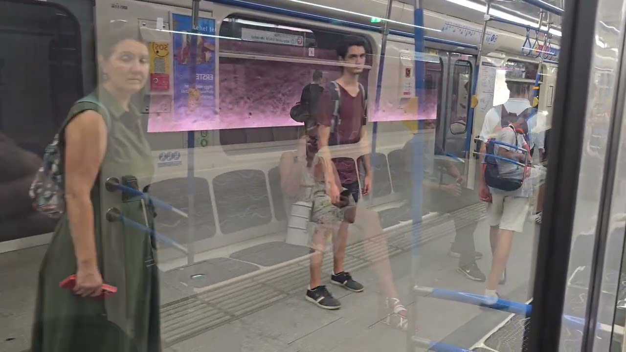 Budapest Metro Line M3 short journey from Forgách utca to Deák Ferenc tér 