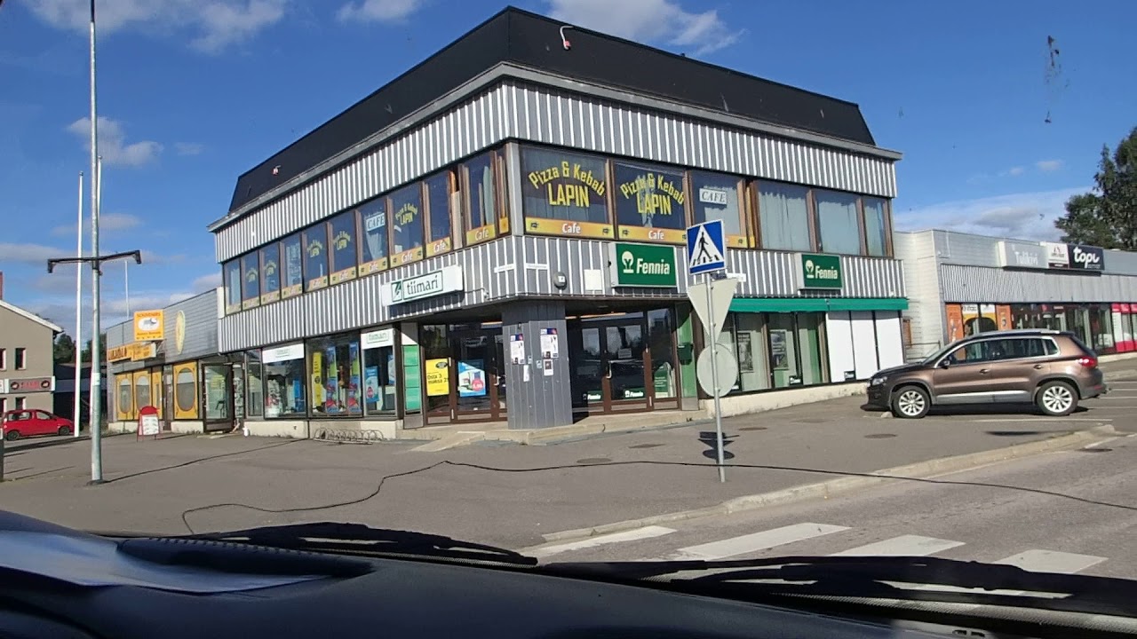 Sodankylä tutuksi. Keskikylän läpi joitain vuosia sitten.