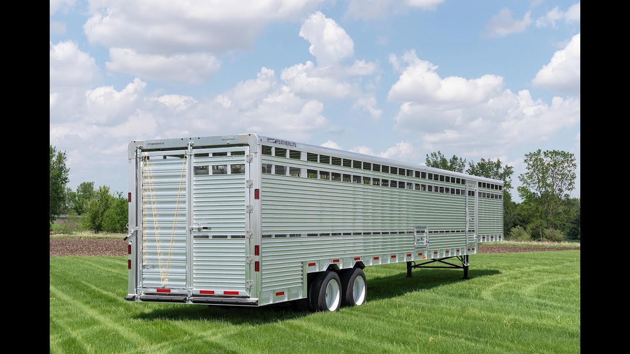 A quick tour of the Featherlite Model 8270 Semi Livestock Trailer