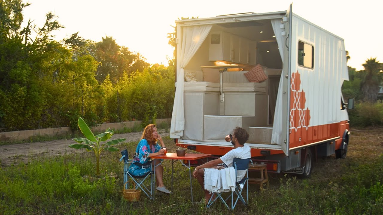Una semana REALISTA viajando y viviendo en un CAMION CAMPER