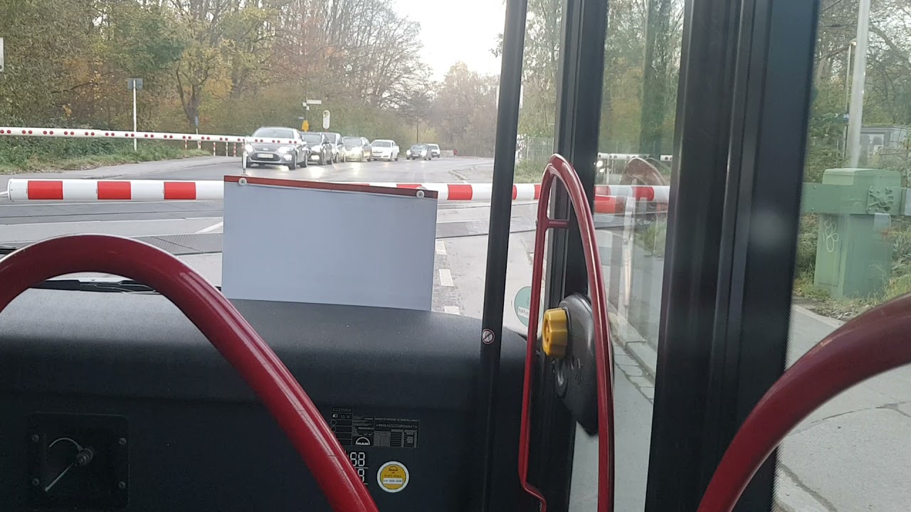 ICE Überquert Straße Aufnahme Im Bus Der DSW21