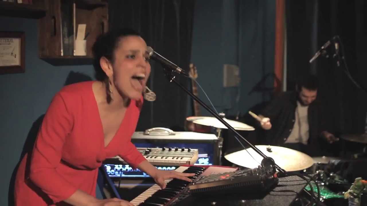 Xenia Rubinos *Hair receding* @ RecordinGrandma
