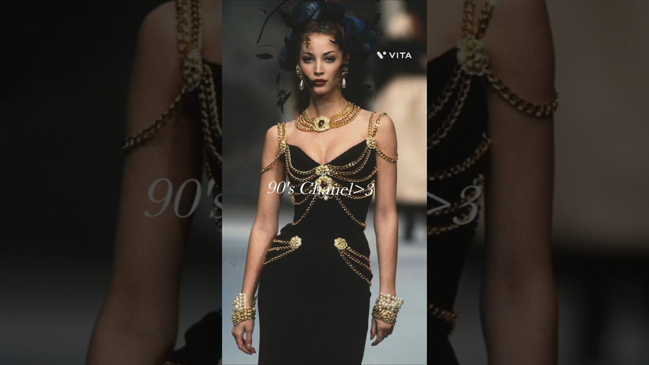 90's chanel runway outfits #chanel #90sfashion #90s #runway #trending #shorts#aesthetic