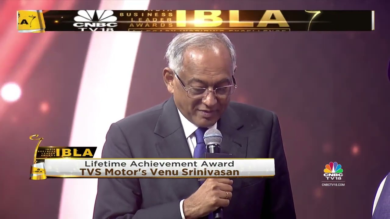 Shri Venu Srinivasan, Chairman Emeritus, TVS Motor Company wins the Lifetime Achievement Award