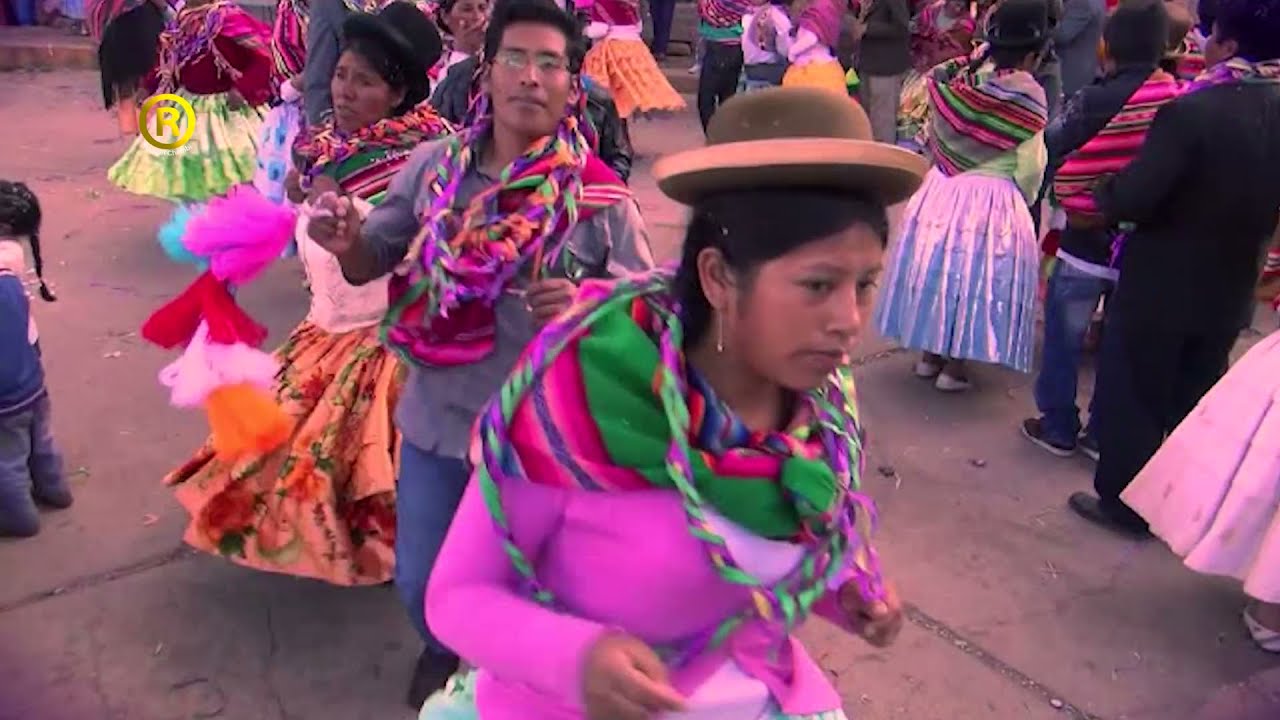 Roman Chambi /  Bailando La Pandilla Moheña / 𝑪𝒐𝒏𝒕𝒂𝒄𝒕𝒐𝒔 𝑾𝒉𝒂𝒕𝒔𝑨𝒑𝒑:  +51 900 401 112