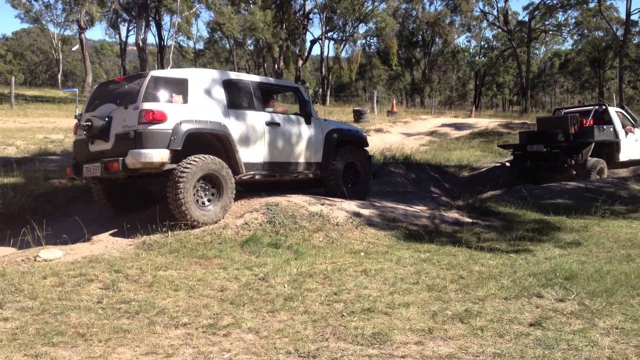 FJ cruiser, stock with 35's