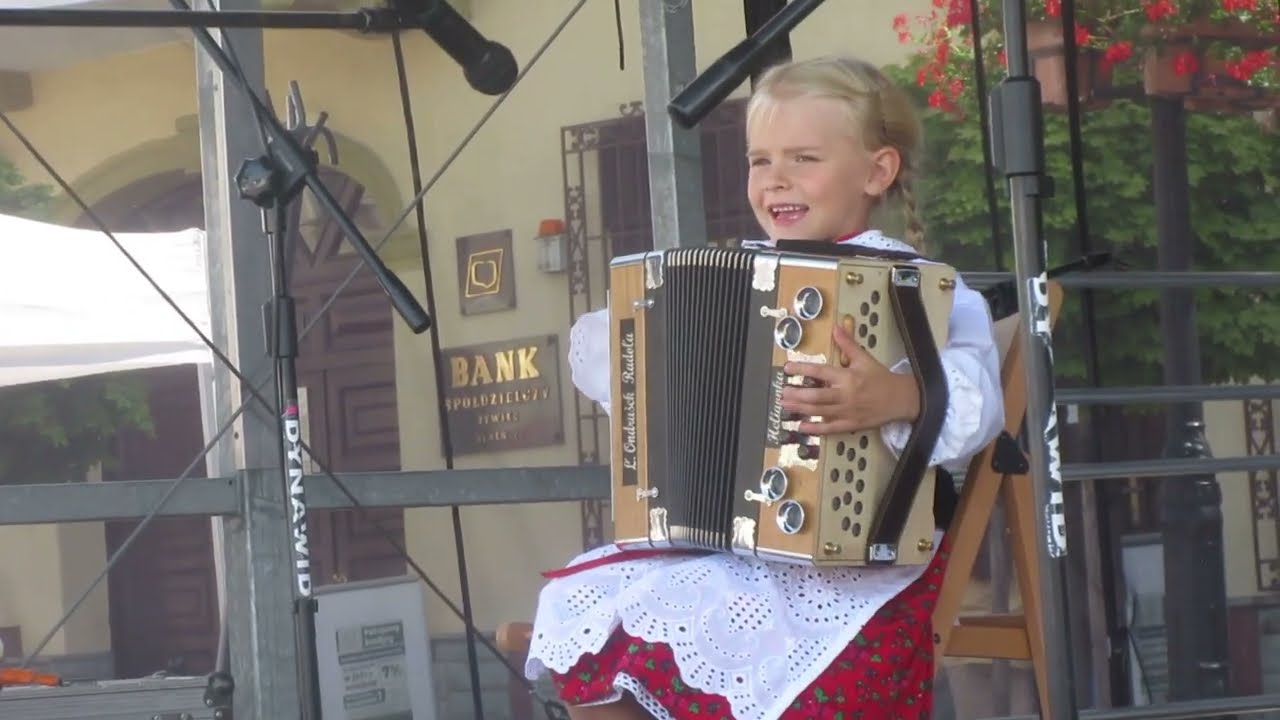 STANEK49 KONRAD JURASZ i UCZNIOWIE- 54 FESTIWAL FOLKLORU GÓRALI POLSKICH ŻYWIEC 31.07.2023