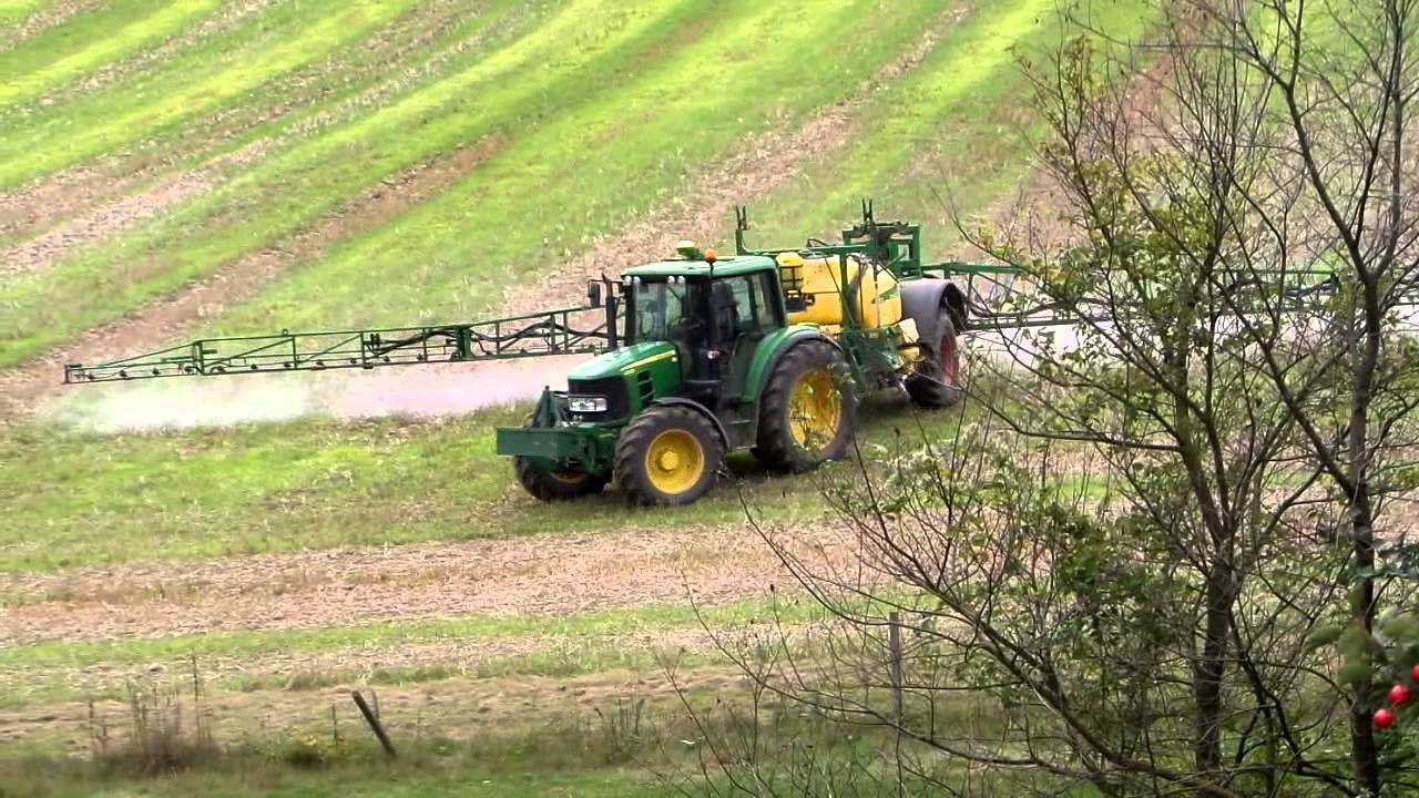 John Deere 6330 With John Deere 732 Sprayer