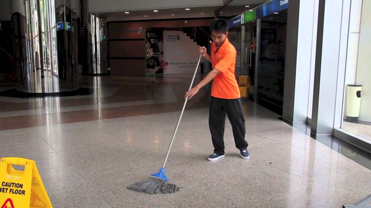 UniCARE   Wet Mopping