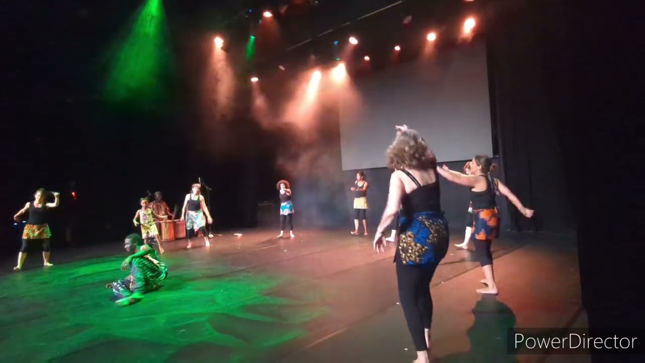 spectacle fin d'année la Valentine bravo les filles bien assuré Brrrrraaaaa