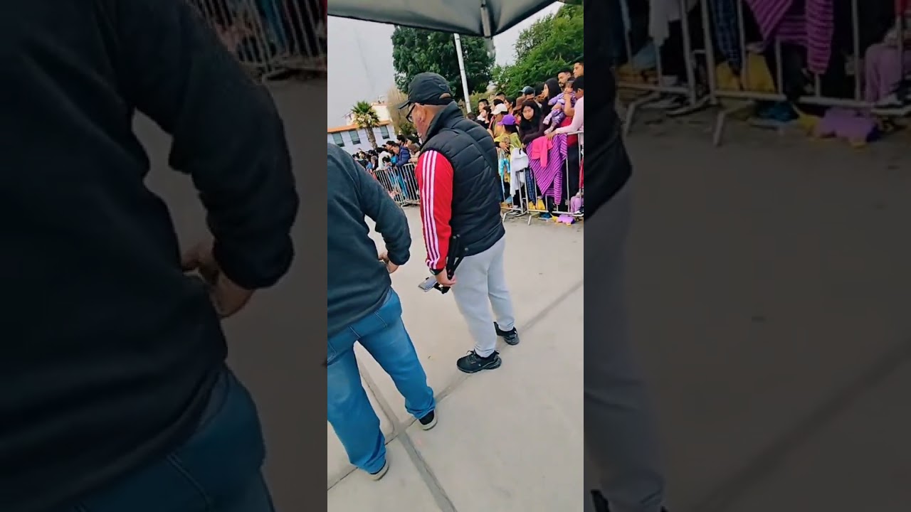 Carros alegoricos en el carnaval Huaracino 