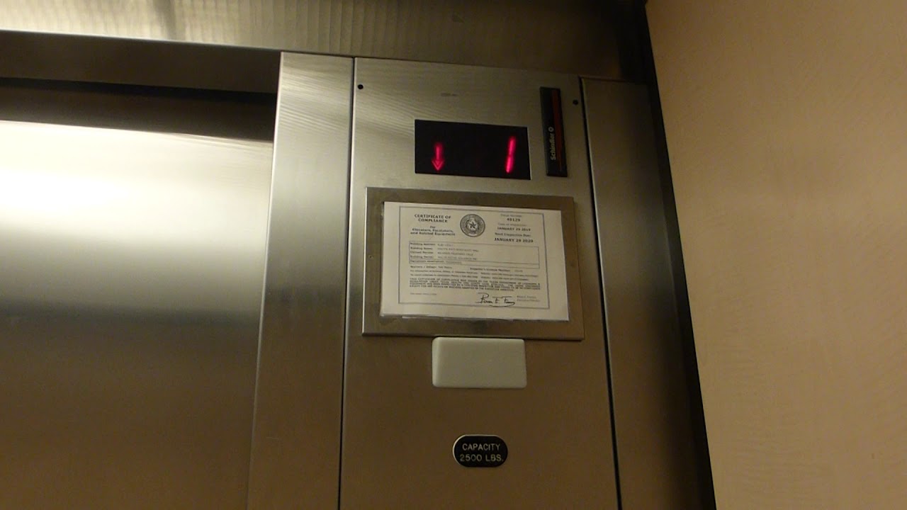 Schindler Hydraulic Elevator At Macy's Northeast Mall