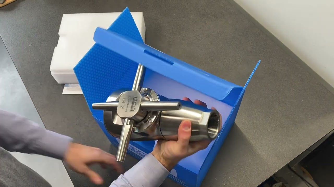 Ротационна миеща глава за големи резервоари и цистерни Lechler 5TM IntenseClean