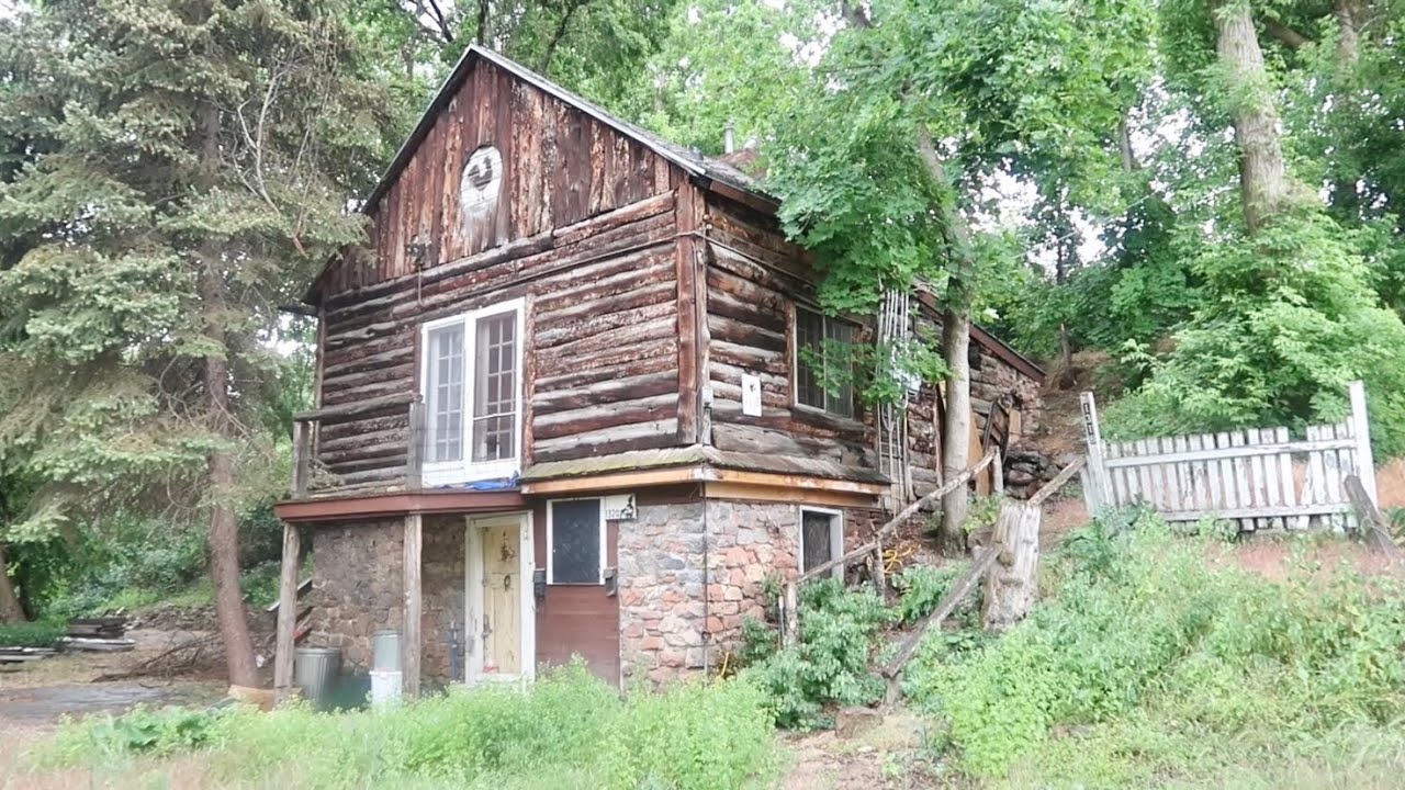 The Empty & Closed Town of Hobbitville - Rainy Day In Salt Lake City / Allen Park Sugar House