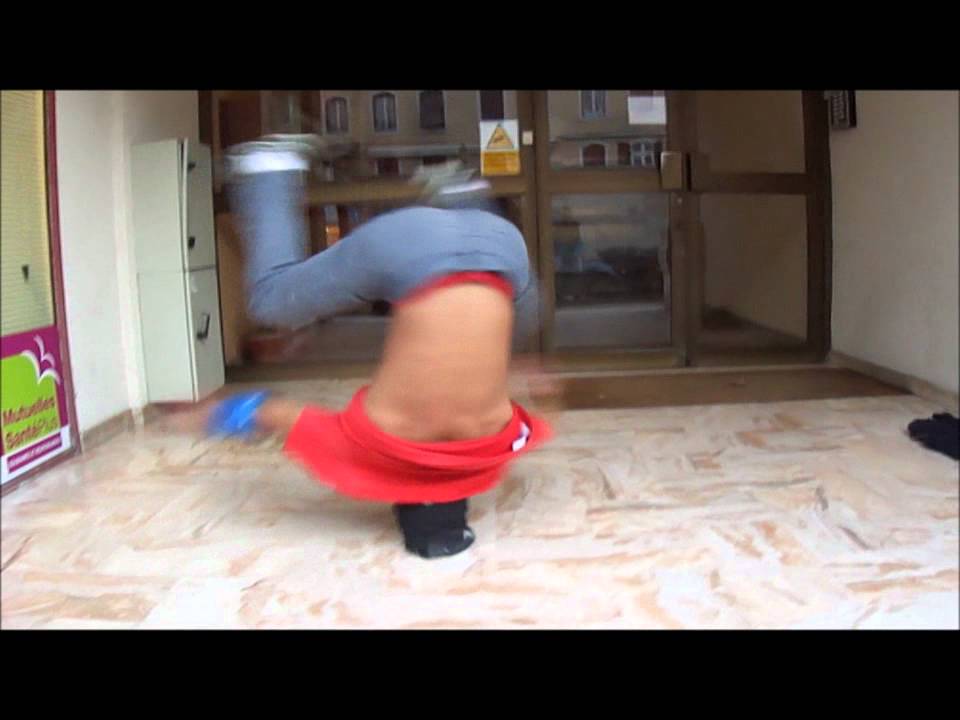 Bboy Willy TekkenCrew - Promo 2012