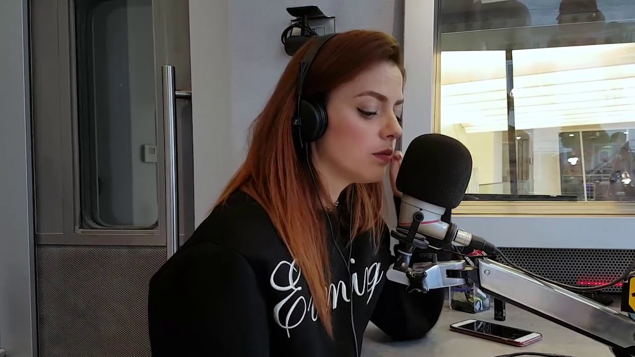 Annalisa canta 