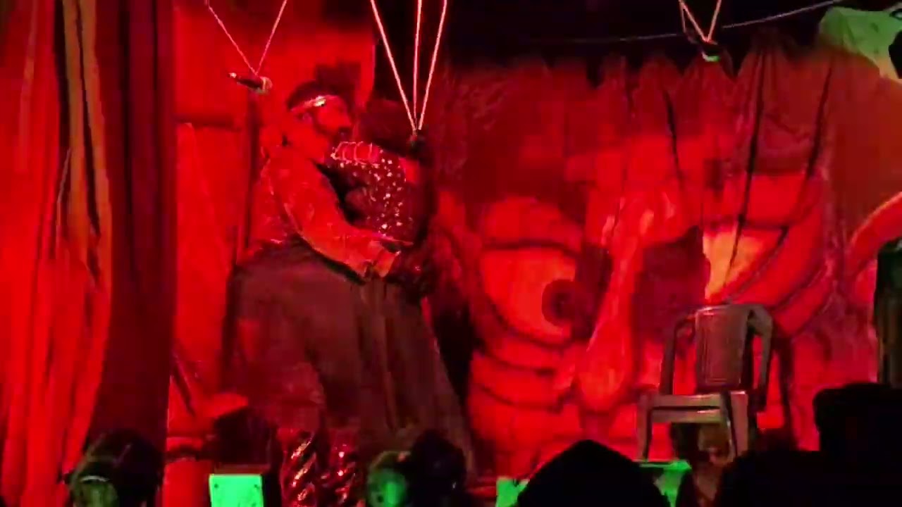 Main villain drama video sarasaku ra song.