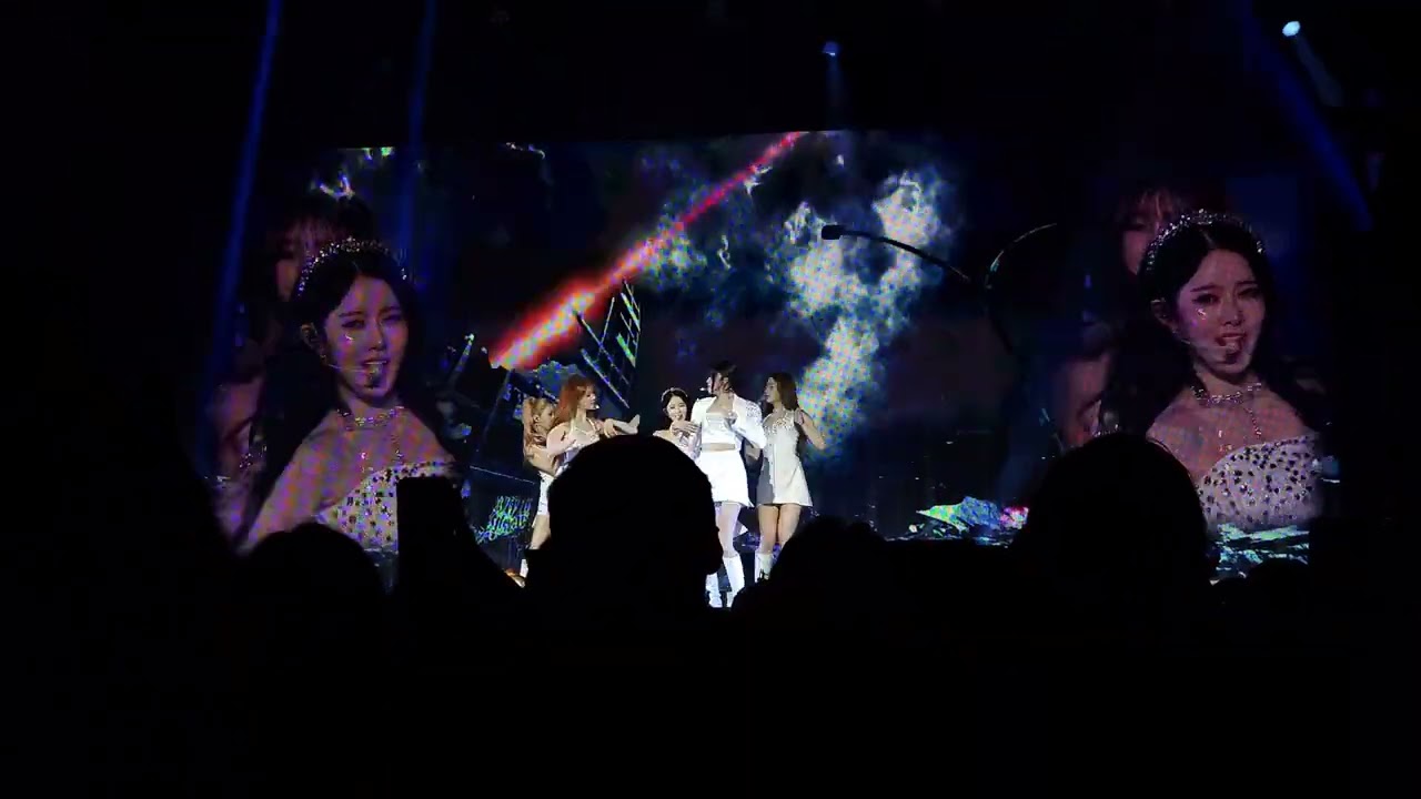 StayC - PIPE DOWN - SYDNEY (Fancam) 250703