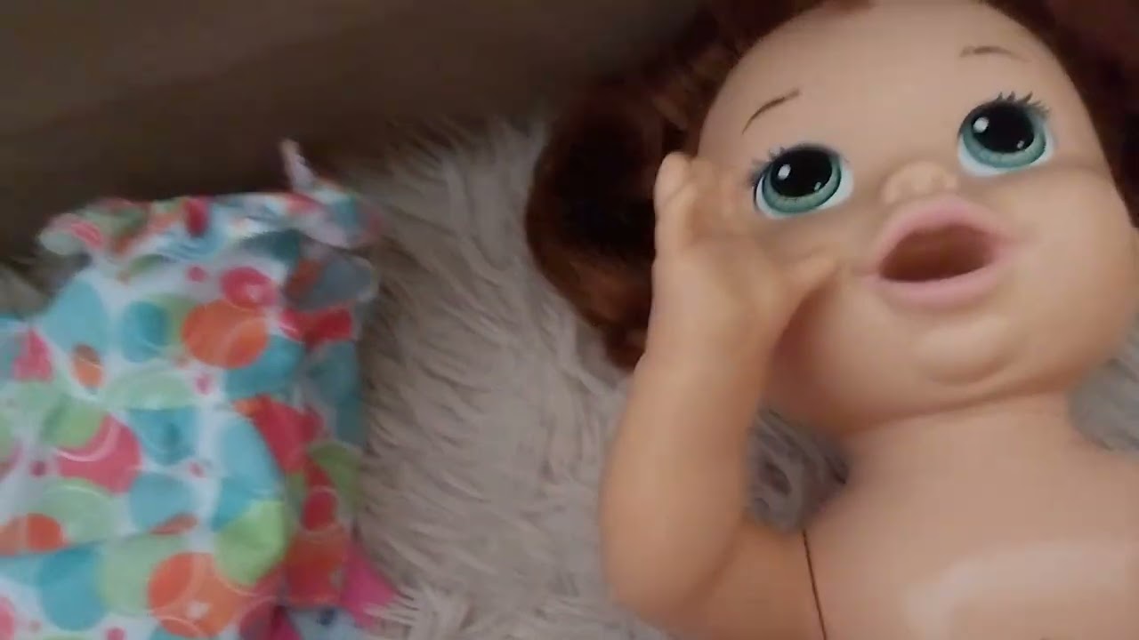 { Como limpar a baby alive comilona!! }