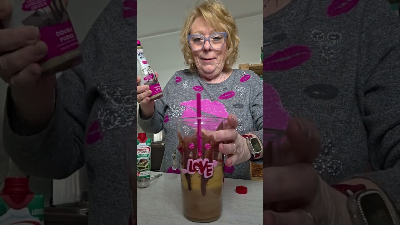 @premierprotein @skinnymixes Wintermint Proffee over ice.