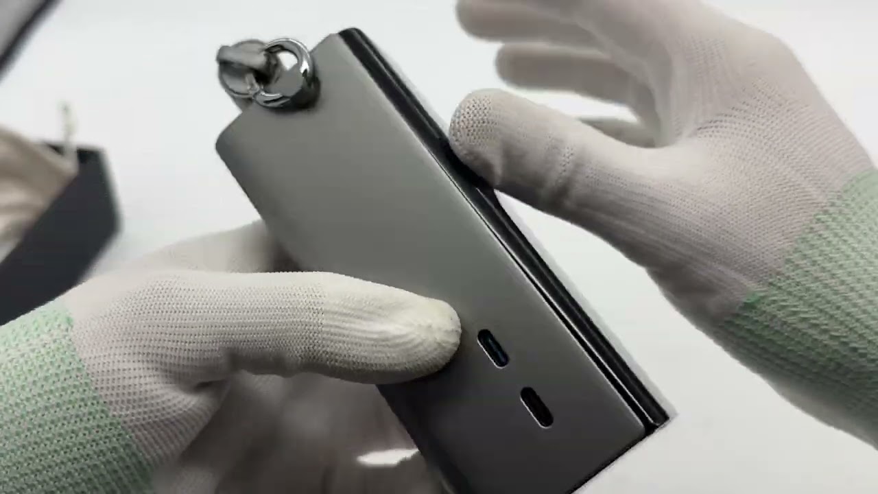 正浩 RAPID Pro 三合一移动电源开箱：三合一设计，10000mAh+67W 快充！