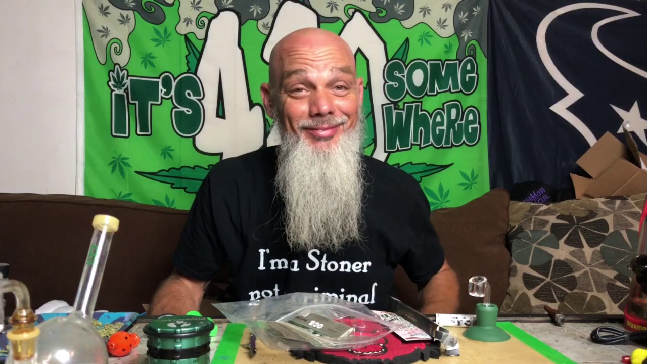 Hemper... Super Mario style box - July 2019