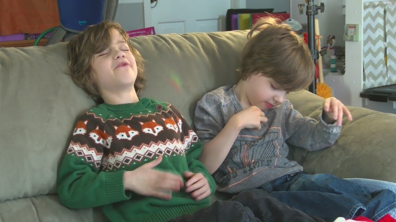 North Little Rock twins defy medical expectations months after rare surgery