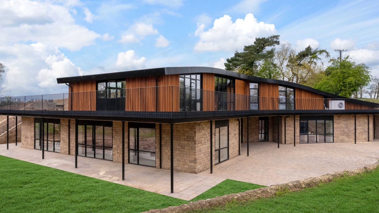 Inside award winning architects &pound;2,500,000 designed home in Derbyshire