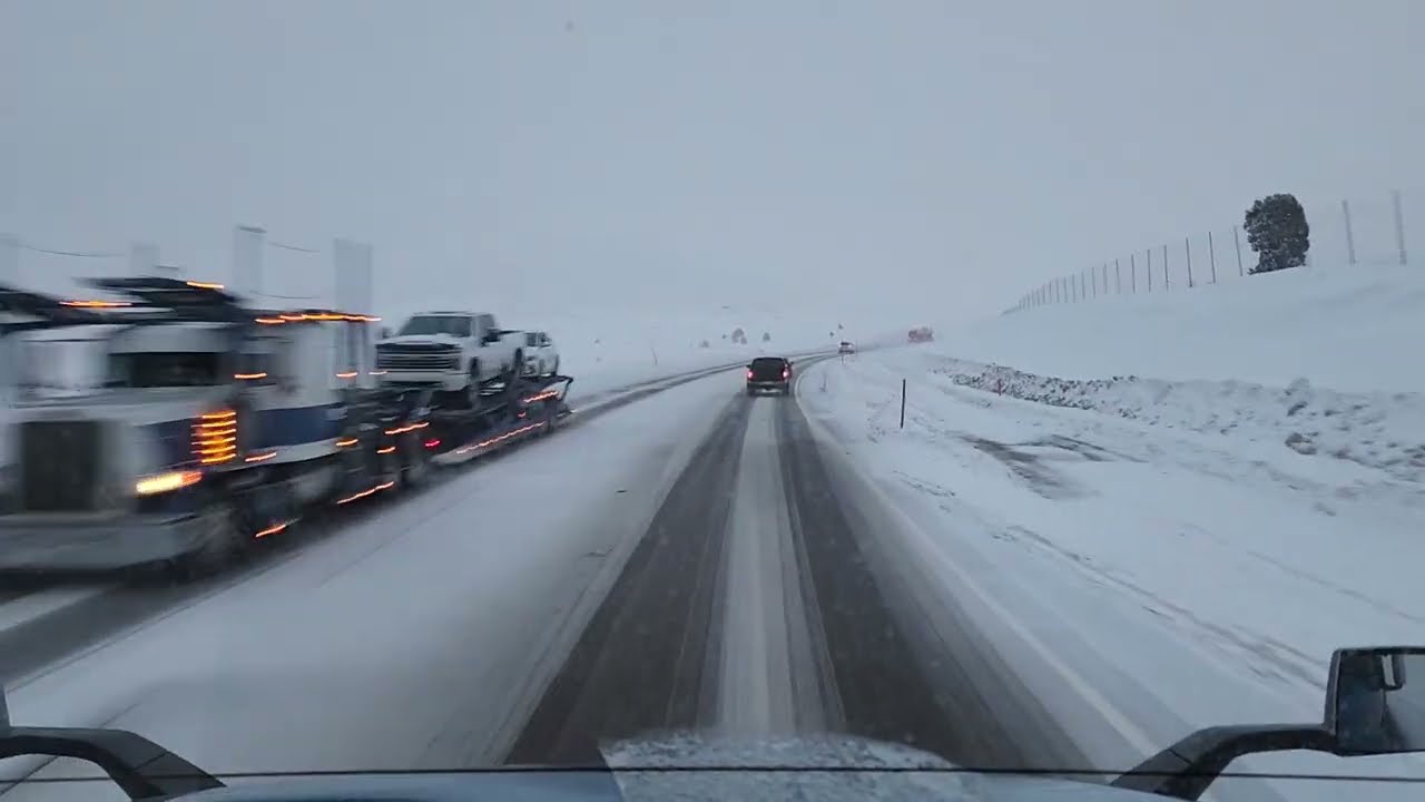 Trucking Highway 6 Through Utah on Slick Roads!!