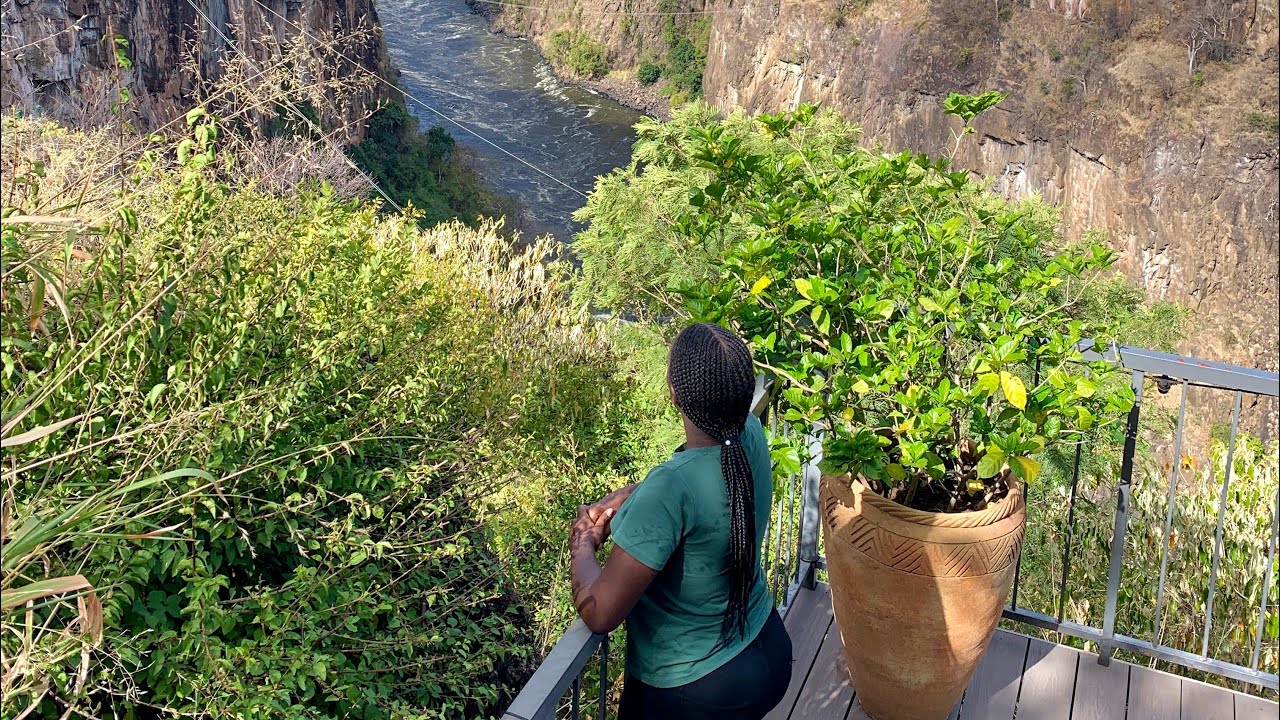 Zimbabwe Vlog 🇿🇼| Zambezi River, Victoria Falls, Restaurants & currency