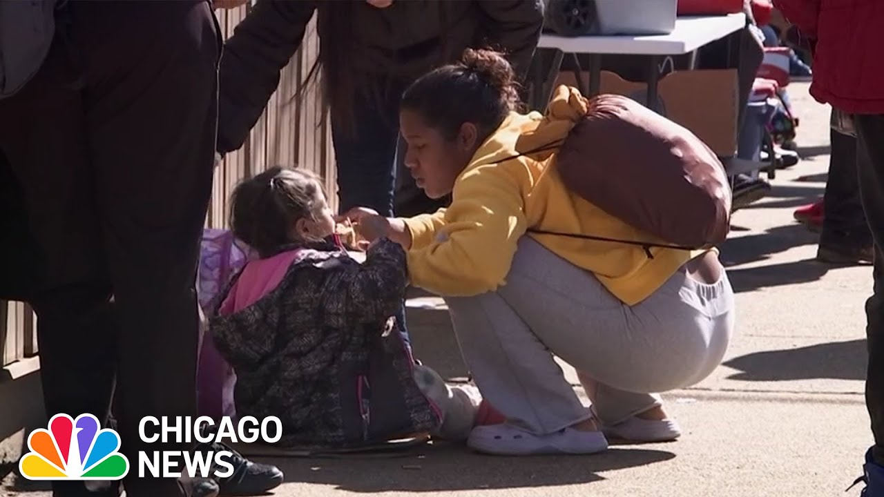 Chicago's migrant crisis: No plans to extend shelter-stay policy, Mayor Brandon Johnson says