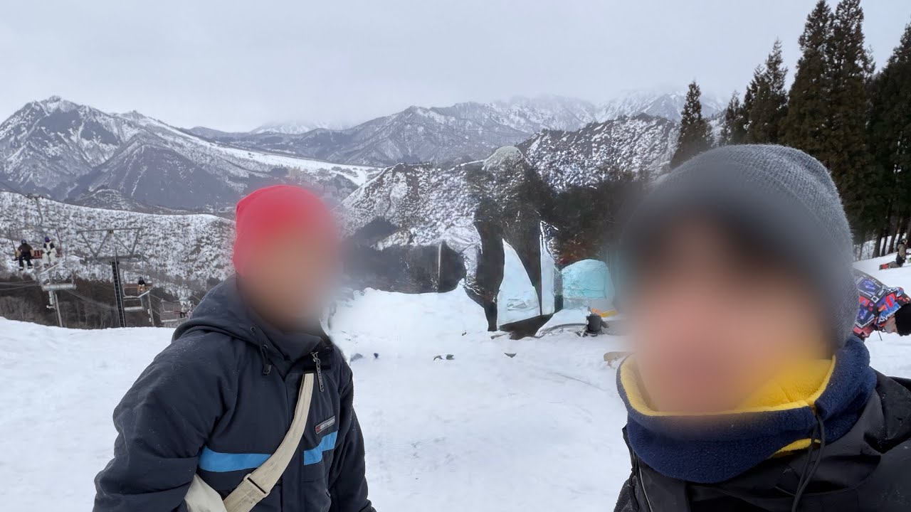 International Gay Couple | Boyfriend&rsquo;s First Time Skiing ⛷️