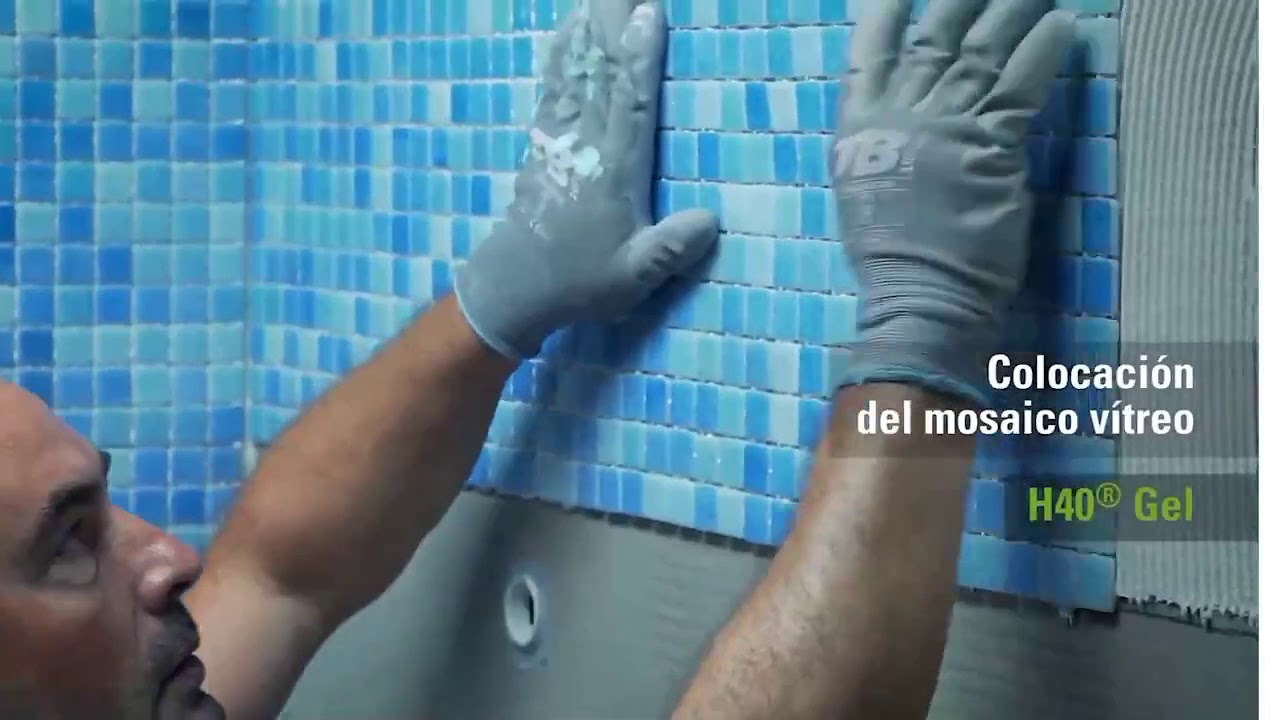 H40 Colocación de cerámica y gresite en piscinas