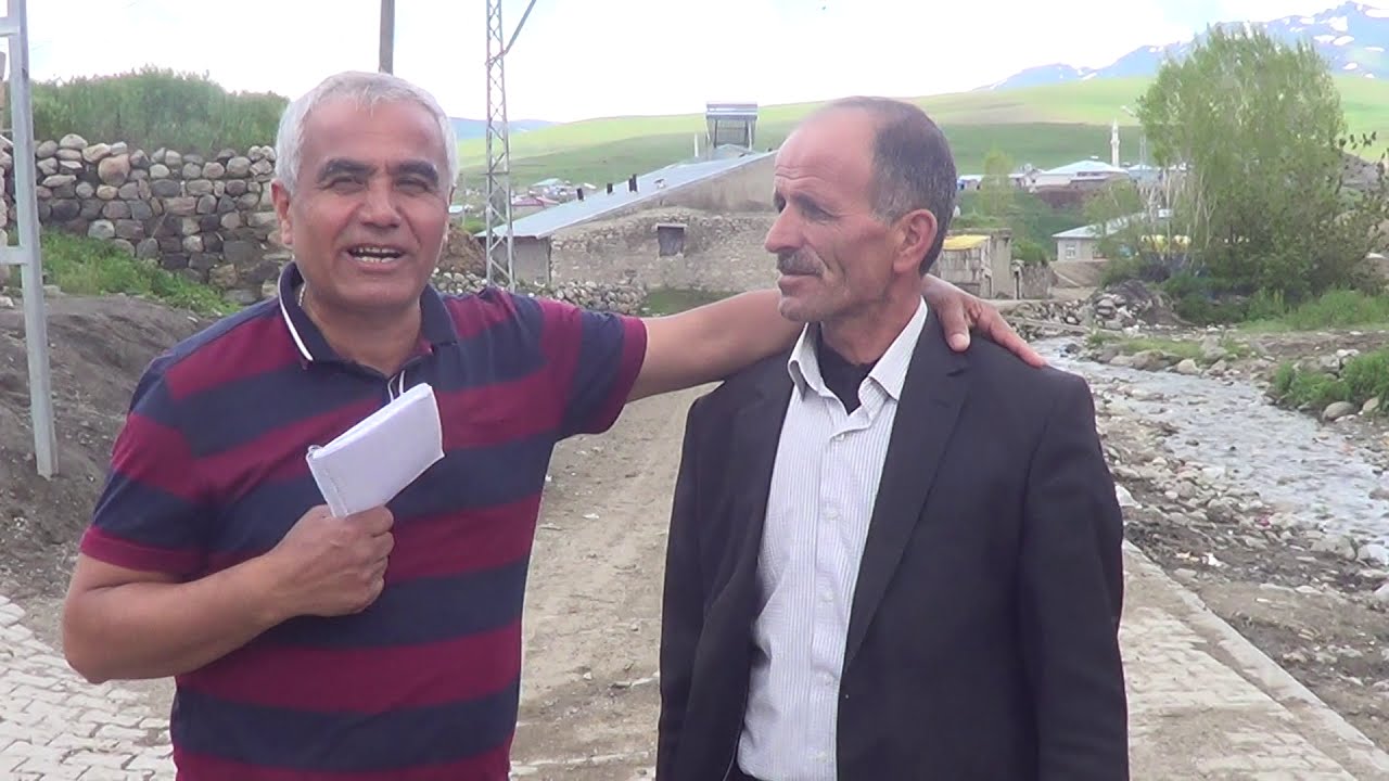 ERZURUM KARAYAZI ÇAYIRBEYLİ MAHALLESİ MUHTARI BEKİR GÜLLÜ, DERE ISLAHIMIZ VE PARKE TAŞLARIMIZ EKSİK