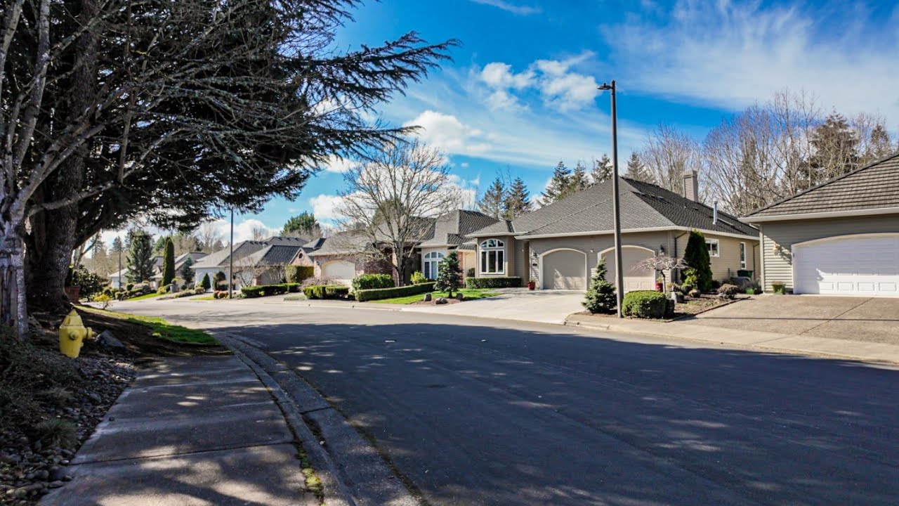 Sunny Afternoon Walk Through Bethany Neighborhood in Portland, Oregon