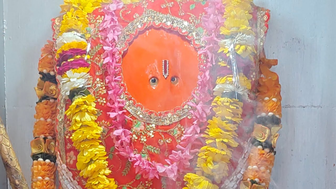 बालाजी महाराज के प्रातःकालीन आरती दर्शन #siddhhanumanmandir #balaji #hanuman #bagrangbalitemple #fly