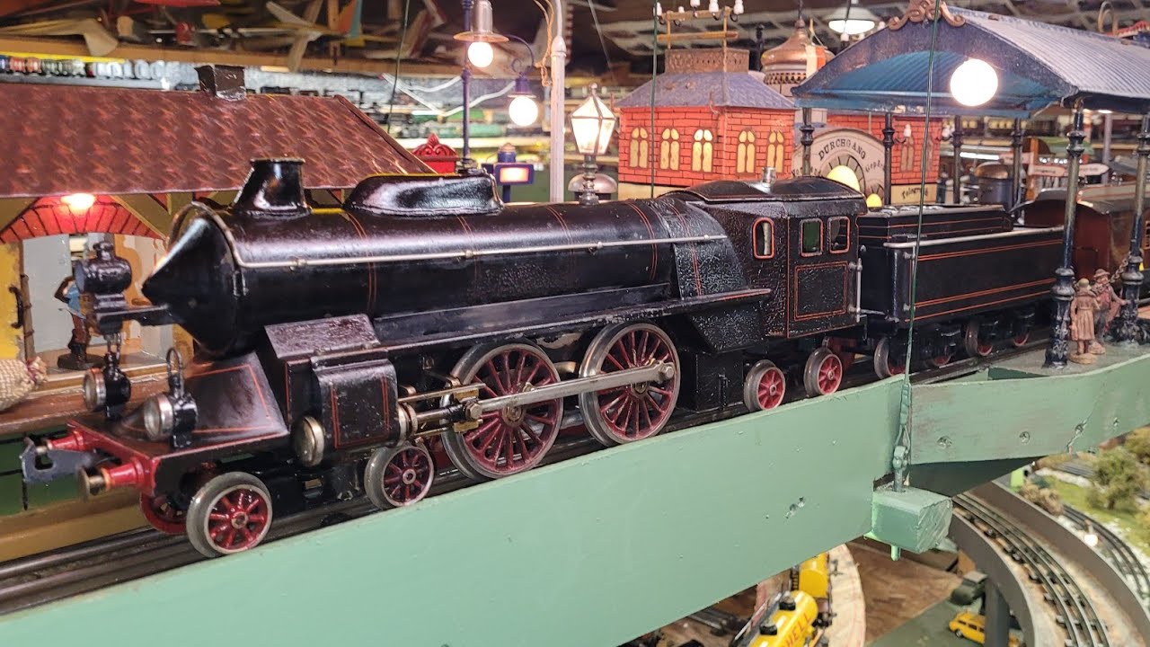 Firing up a 1 gauge Bing S 2/6 1915 live steam locomotive for the first time in many years.