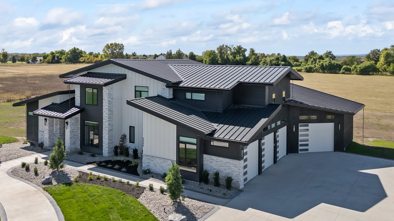 Drone Tour | 9906 Stonehaus Dr, Lee's Summit, MO | Dreams & Design Building
