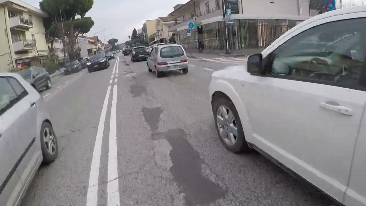 Boosterino vlog VS Automobilisti Miki Fuso Da Morciano 30 12 2025