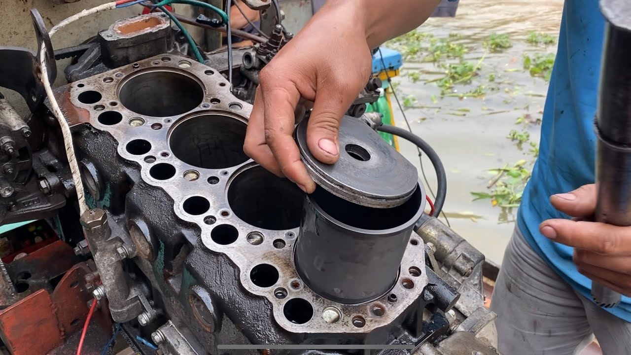 Cận cảnh qui trình thay Sơ Mi bằng bộ đồ nghề cùi bắp tự chế
