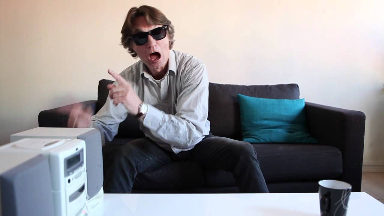 M&Auml;RVEL feat. Brost - Hello! - Official video