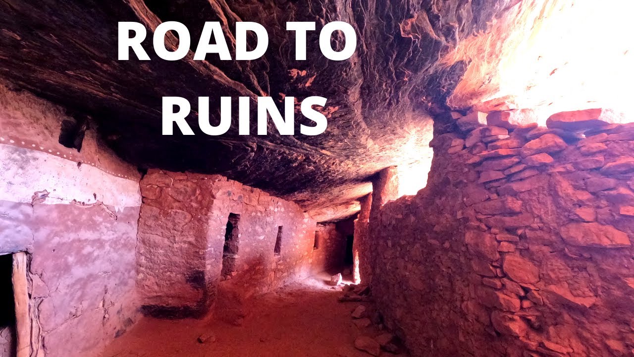 Road to Ruins - Utah Moon House Ruins